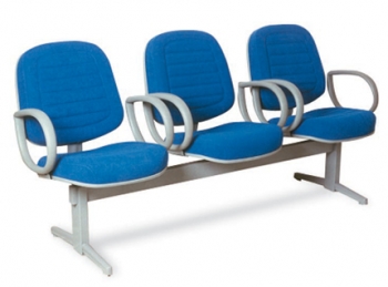 Longarina 3 lugares com braços Arkab